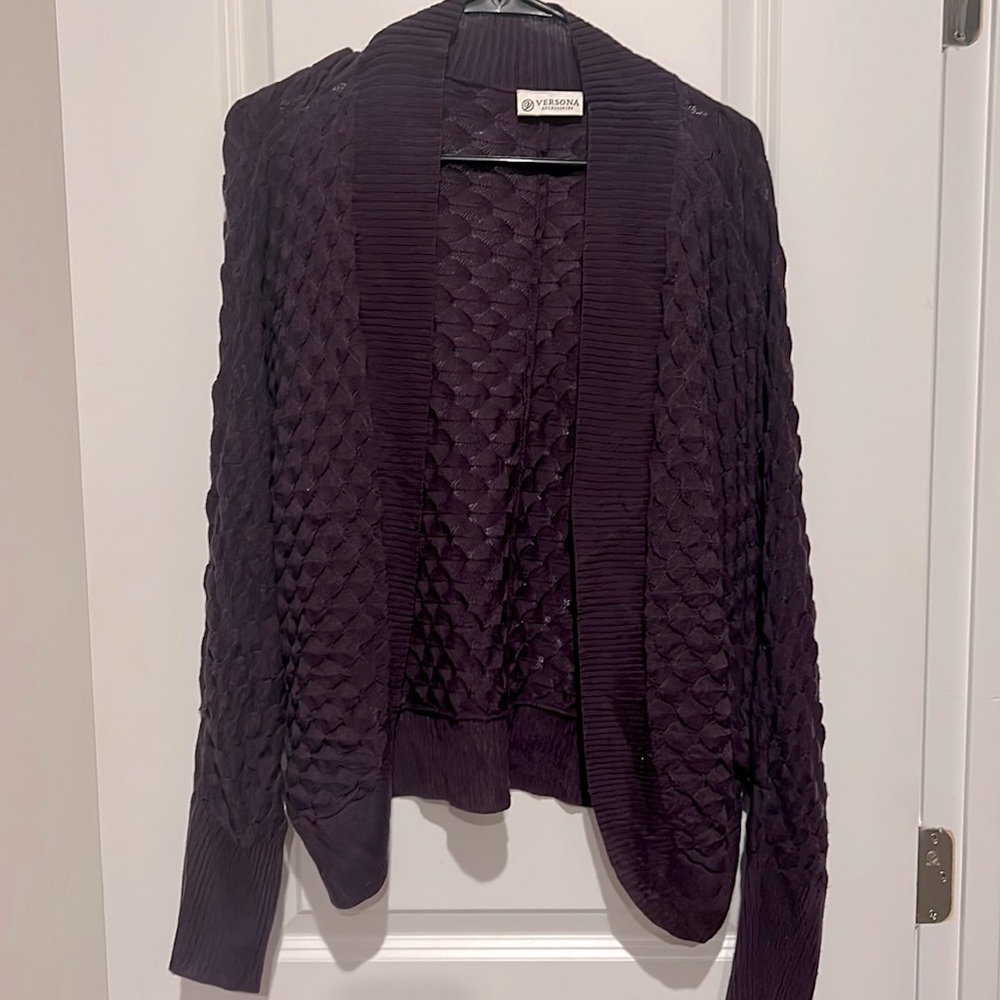 Pretty dark purple cropped sweater from Verona